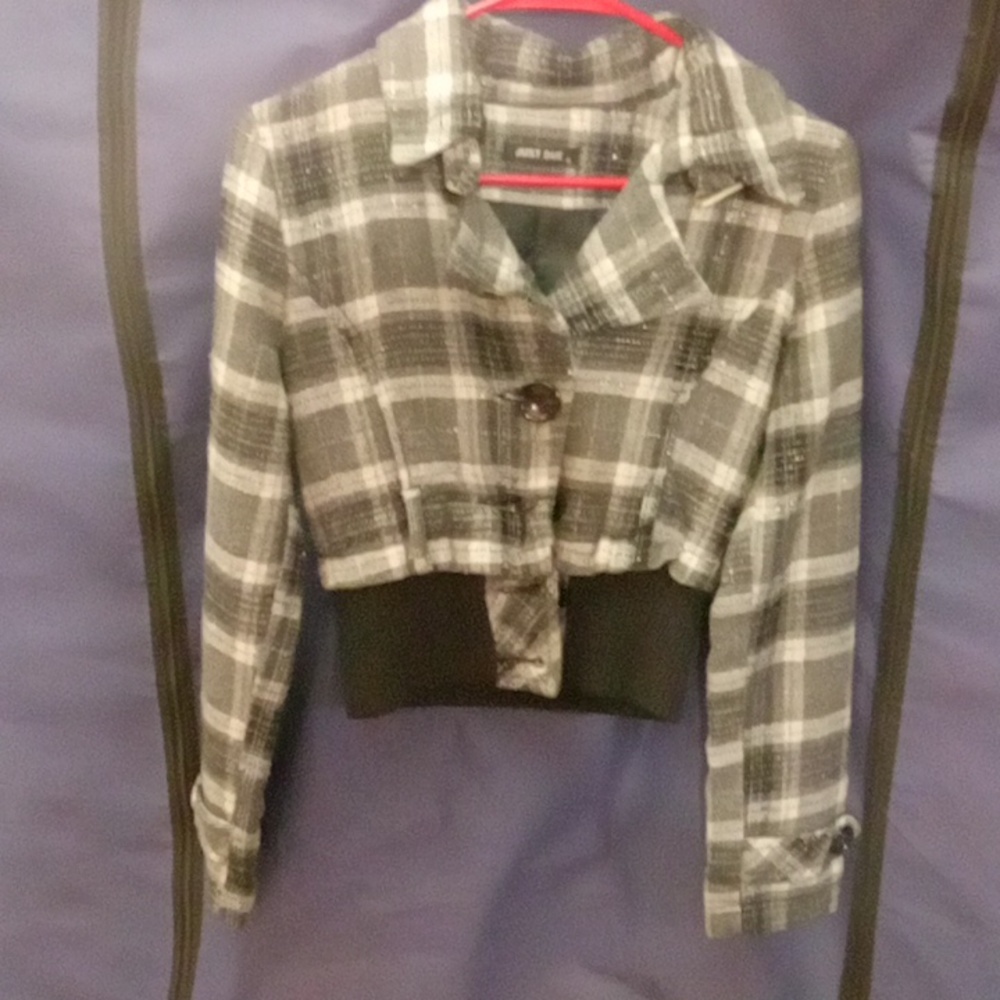 Just Due woman's coat.